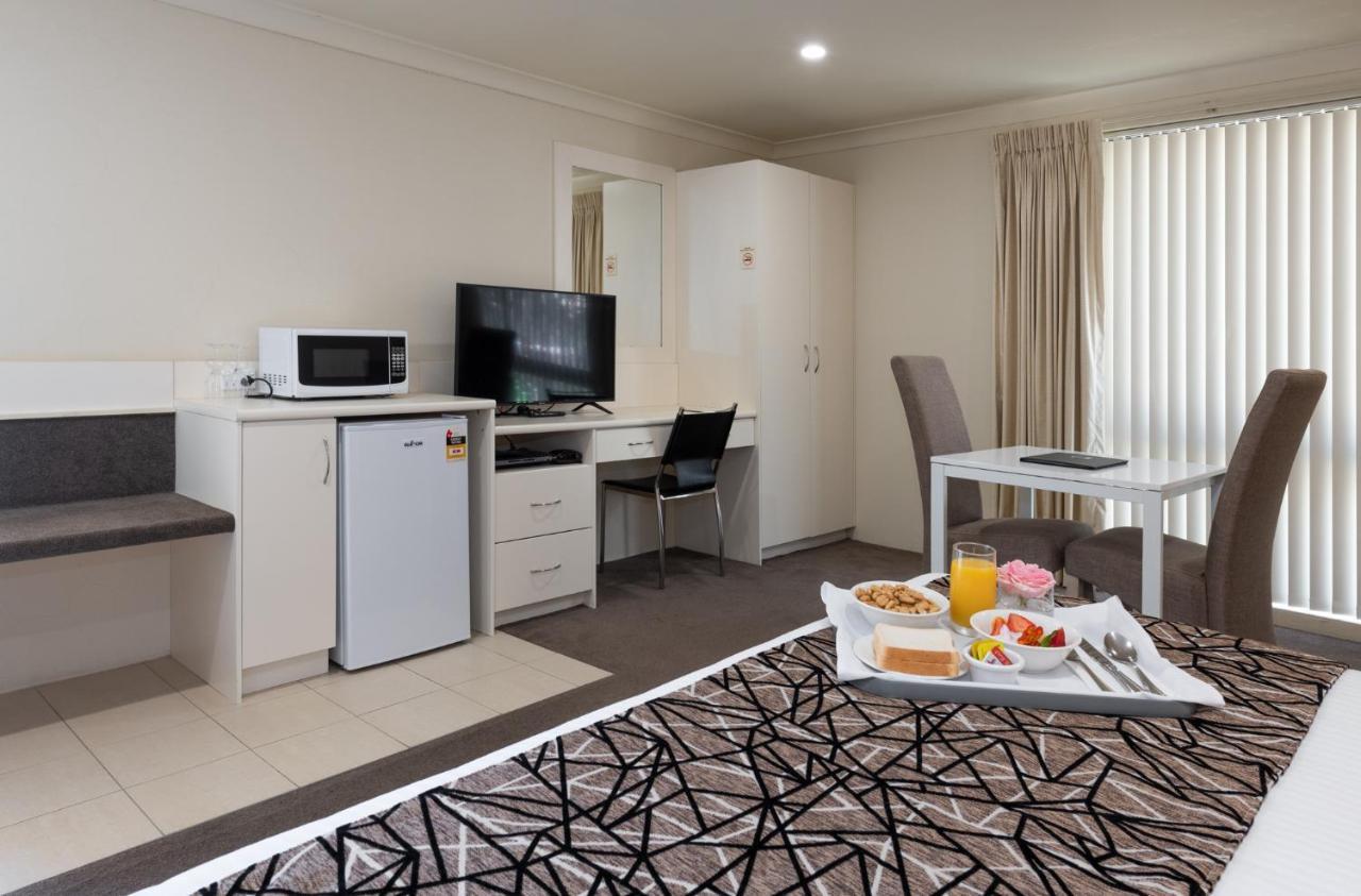 Zig Zag Motel & Apartments Літґоу Екстер'єр фото
